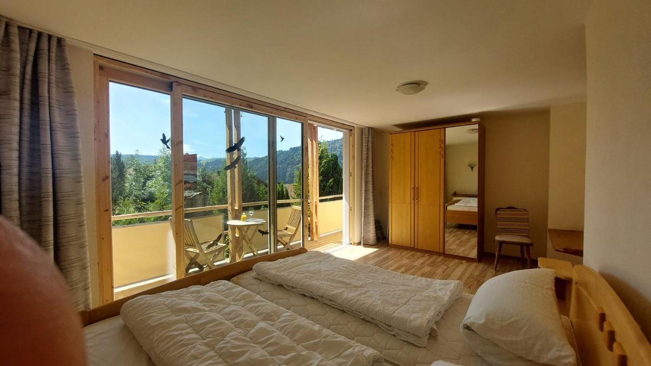 Kirsch Apartment
